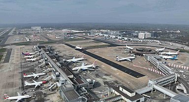 Londra'daki Gatwick Havalimanı'nda su kesintisi: Tuvaletler çalışmadı, restoranlar kapandı