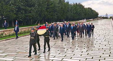 NATO heyetinden Anıtkabir'e ziyaret