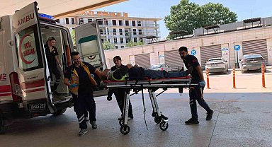 Otomobil ile geri dönüşüm aracının karıştığı kazada 1 kişi yaralandı