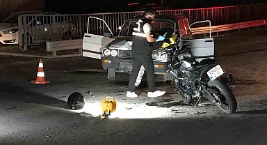 Otomobille çarpışan motosikletin sürücüsü ağır yaralandı