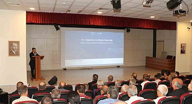 PTT hizmetleri Oltu'da tanıtıldı: Muhtar ve esnaflara bilgilendirme toplantısı düzenlendi