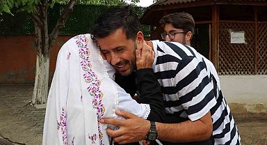 "İnsanlık ölmemiş" dedirttiler, cüzdanını kaybeden yaşlı kadını sevindirdiler
