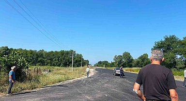 "Kavşak hatası" kazaya neden oldu: Takla atan otomobil araziye uçtu