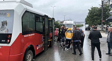 Sağanak beraberinde kazayı getirdi: 5 yaralı