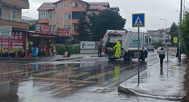 Sakarya'da sağanak hayatı olumsuz etkiledi