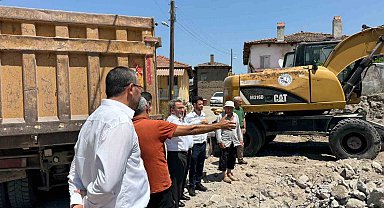 Sındırgı'da depremden etkilenen camiler yeniden yükseliyor