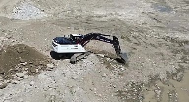Sinop'ta muhtemel sel ve taşkınlara karşı "dere ıslahı" mesaisi