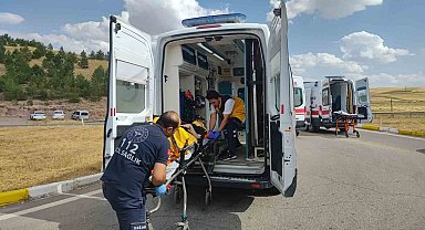 Sivas'ta feci kaza: 1'i ağır 8 yaralı