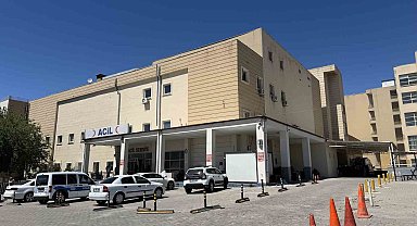 Siverek'te otomobil traktöre çarptı: 4 yaralı