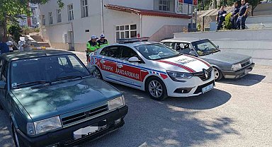 Sosyal medya paylaşımları ele verdi, drift atan sürücülere toplam 560 bin lira ceza kesildi