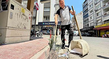 Sosyal medyada milyonlarca izlenmeye ulaşan temizlik personeli sesiyle hayran bırakıyor