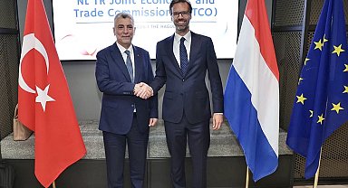 Ticaret Bakanı Bolat, Hollanda'da