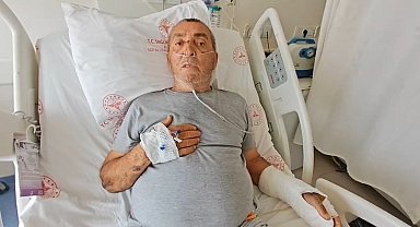 Tur otobüsünün sıkıştırdığını iddia ettiği motosiklet sürücüsü ağır yaralandı