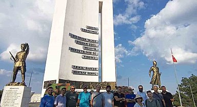 Turist rehberleri Bilecik'in tarihi yerlerini gezdi