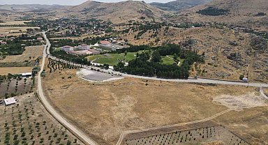 Turizm bölgesine kazandırılan Ceviz Kafe ilgi görüyor