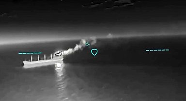 Türk bayraklı "Mv Reyhan Sarı" isimli kuru yük gemisine yapılan dron saldırısının görüntüleri ortaya çıktı