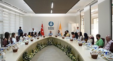 Türkçe Yaz Okulu düzenlenen kapanış yemeğiyle sona erdi