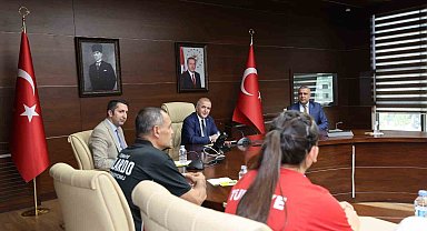 Türkiye şampiyonlarına Vali Hatipoğlu'ndan tebrik