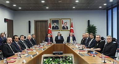 Üç bakan 'Spor Güvenliği Değerlendirme' toplantısında bir araya geldi