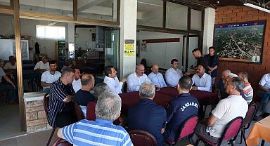Vali Ömer Toraman Etili Köyü'nde vatandaşlarla bir araya geldi