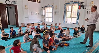 Yaz Kur'an Kursu öğrencilerine yönelik seminer