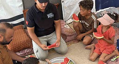 Yedi Başak, Gazze'de yaz şenliği düzenledi, halka karpuz dağıttı