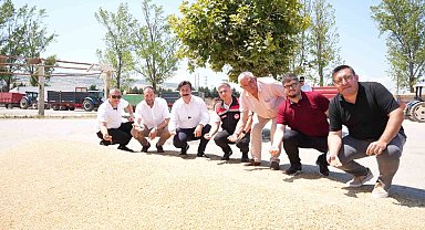 Yenişehir'de buğday alımları başladı: Başkan Ercan Özel'den üreti̇ciye tam destek