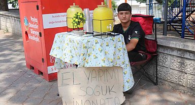14 yaşındaki Buğra limonata satarak asgari ücretin üç katı kazandı