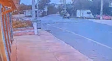 3 tekerli elektrikli bisiklet devrildi: 1 ağır yaralı