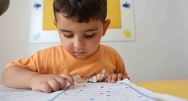 4 yaşındaki Kerem Kayra 6 ayda Kur'an-ı Kerim öğrendi