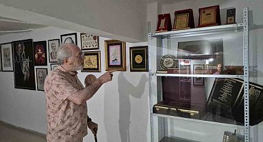 49 ülke ve 80 şehir gezerek yarım asırdır tarihi eser topluyor