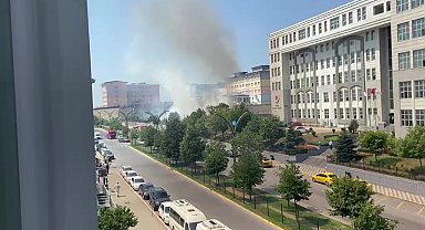 Adliye bahçesinde yangın çıktı