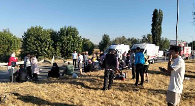 Afyon'da kontrolden çıkan yolcu otobüsü devrildi: Yaralılar var