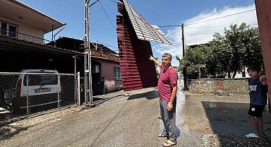 Ağustos ayında çatı uçtu, vatandaşlar o anı anlattı