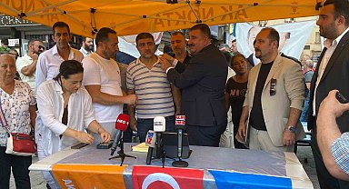 AK Parti Konak'ta 25. kuruluş yılında 500 yeni üye