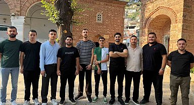 AK Parti Osmangazi Gençlik Kolları'ndan tarihi mirasa anlamlı vefa