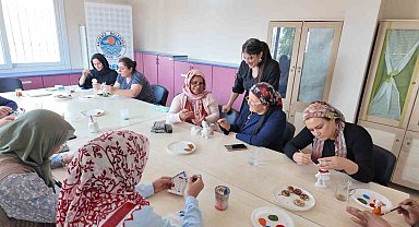 Akdeniz'de kadınlara yönelik 'Sevgi Sanatı' atölyesi