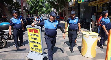 Akdeniz'de kaldırım işgallerine zabıta denetimi