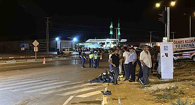 Aksaray'da otomobil ile çarpışan motosikletli çocuk hayatını kaybetti