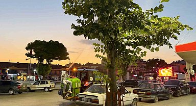 Alaca'da haşereye karşı ilaçlama çalışmaları hız kesmeden sürüyor
