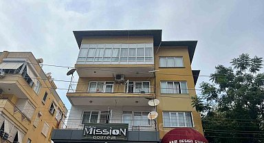 Alanya'da balkonda çıkan yangın paniğe neden oldu