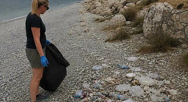 Alman turistten Bitlis'te çevre temizliği