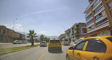 Ani şerit değiştirem taksi kazaya neden oluyordu