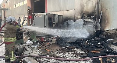 Antakya'da mobilya atölyesinde yangın paniği