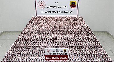 Antalya'da 15 bin 184 uyuşturucu hap ele geçirildi
