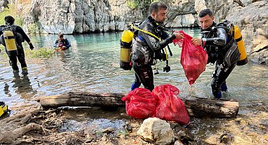 Antalya'nın içme suyu kaynağından pet bardak, alkol şişeleri, poşetler çıkartıldı