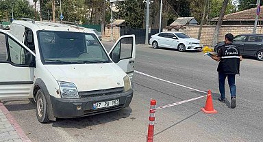 Araç içerisinde silahlı saldırıya uğrayan şahıs ağır yaralandı