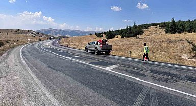 Araçların mor renge boyandığı yolda gerçek ortaya çıktı