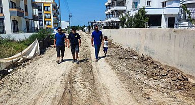 ASKİ yapmayınca, vatandaşlar kanalizasyon hattını kendi imkanlarıyla döşedi