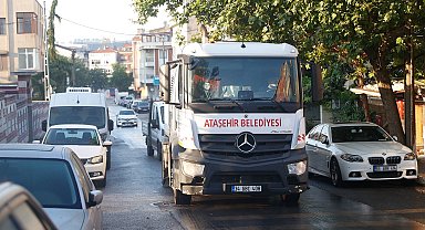 Ataşehir'de temizlik, bakım ve ilaçlama çalışmaları aralıksız sürüyor